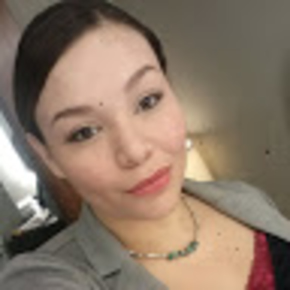 Meet your Posher, Kaye - Picture 1 of 1